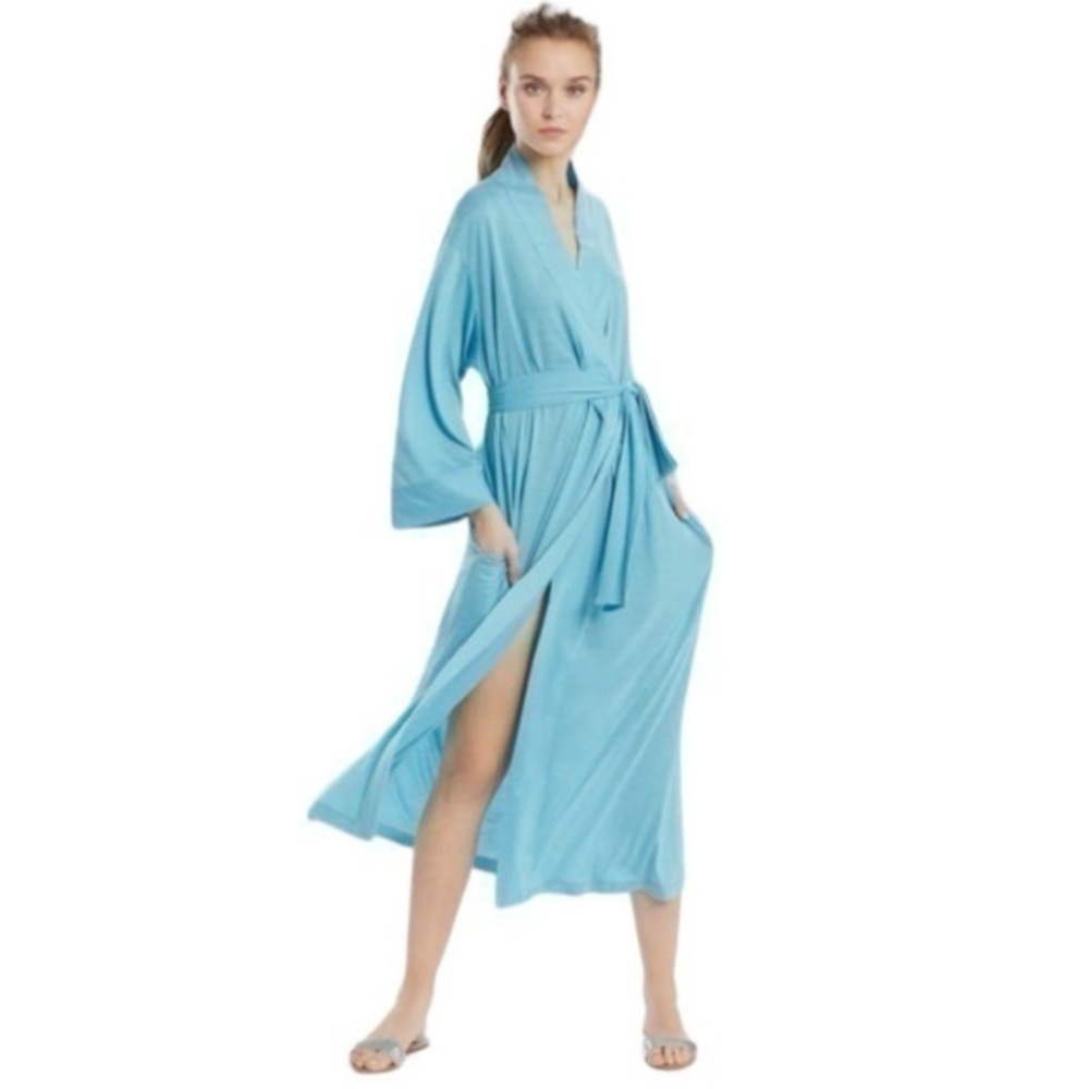 Natori Robe